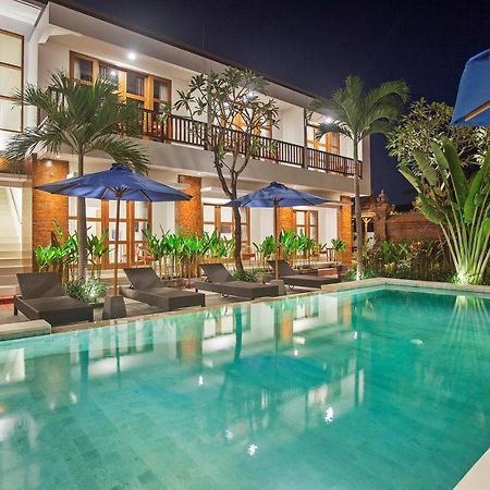 Sahadewa Suites Residence Kerobokan Exteriör bild